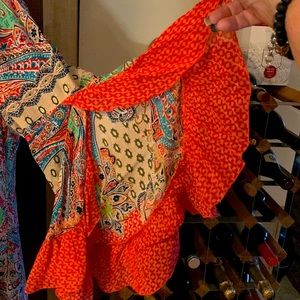 bila Women’s Dress NWOT Pretty Bell Cut Sleeves, Off Shoulder Wearing Option